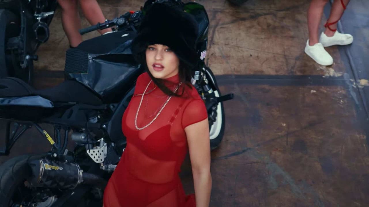 Rosalía comparte cómo hizo el beat para ‘SAOKO’ y la llaman ‘Diosalía’