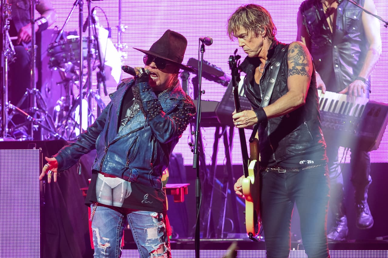 Guns N’ Roses termina concierto por enfermedad de Axl Rose